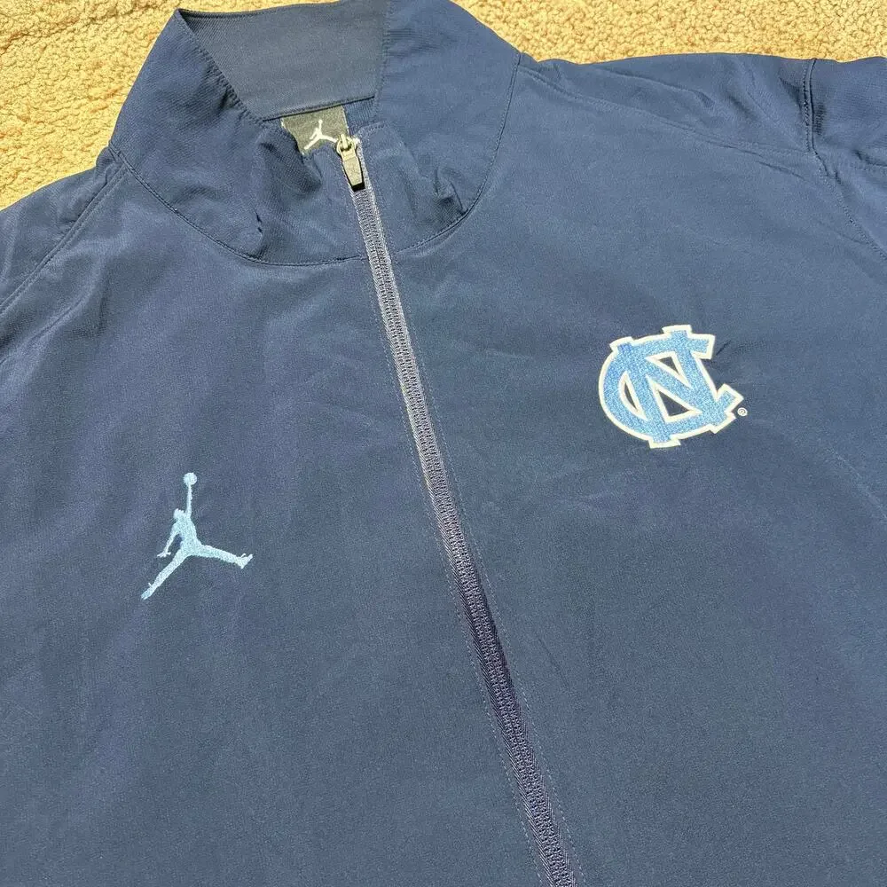 Jordan UNC North Carolina Embroidered Logo Drifit Windbreaker Zip Jacket Mens XL